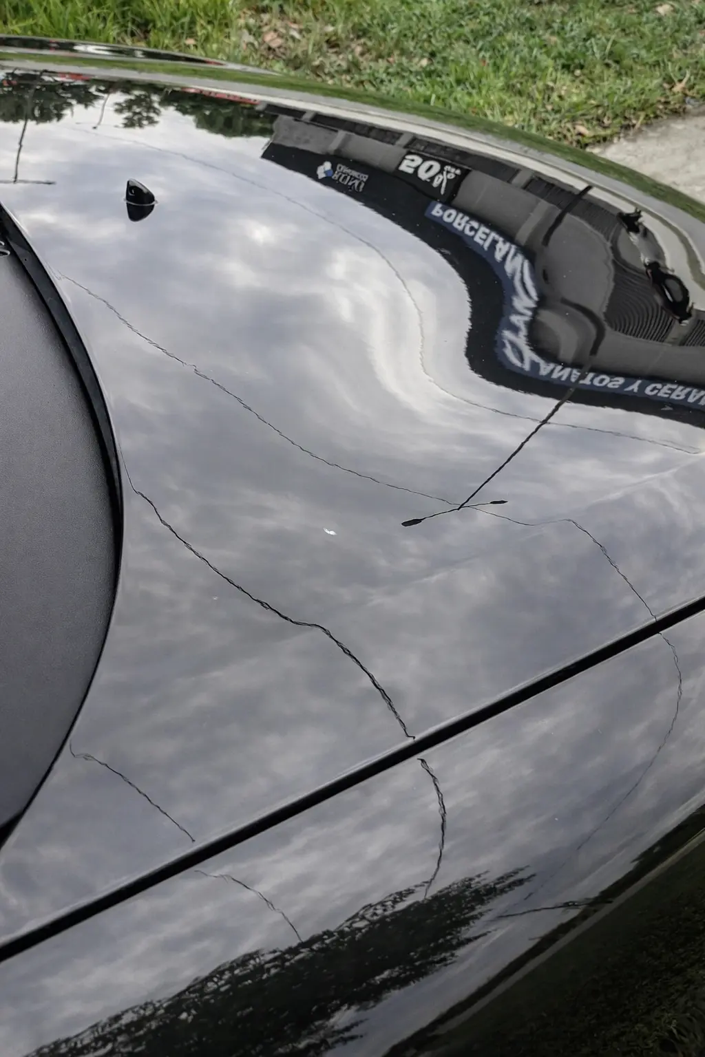 Renault Clio terminado con tratamiento estético exterior en Berazategui